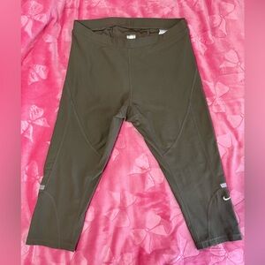 Nike Fit Dry Olive Green Cropped Leggings